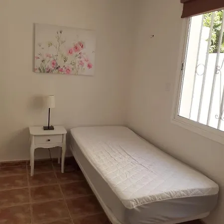 Rosa Villa Callao Salvaje