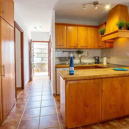 Rosa 칼라오살바헤